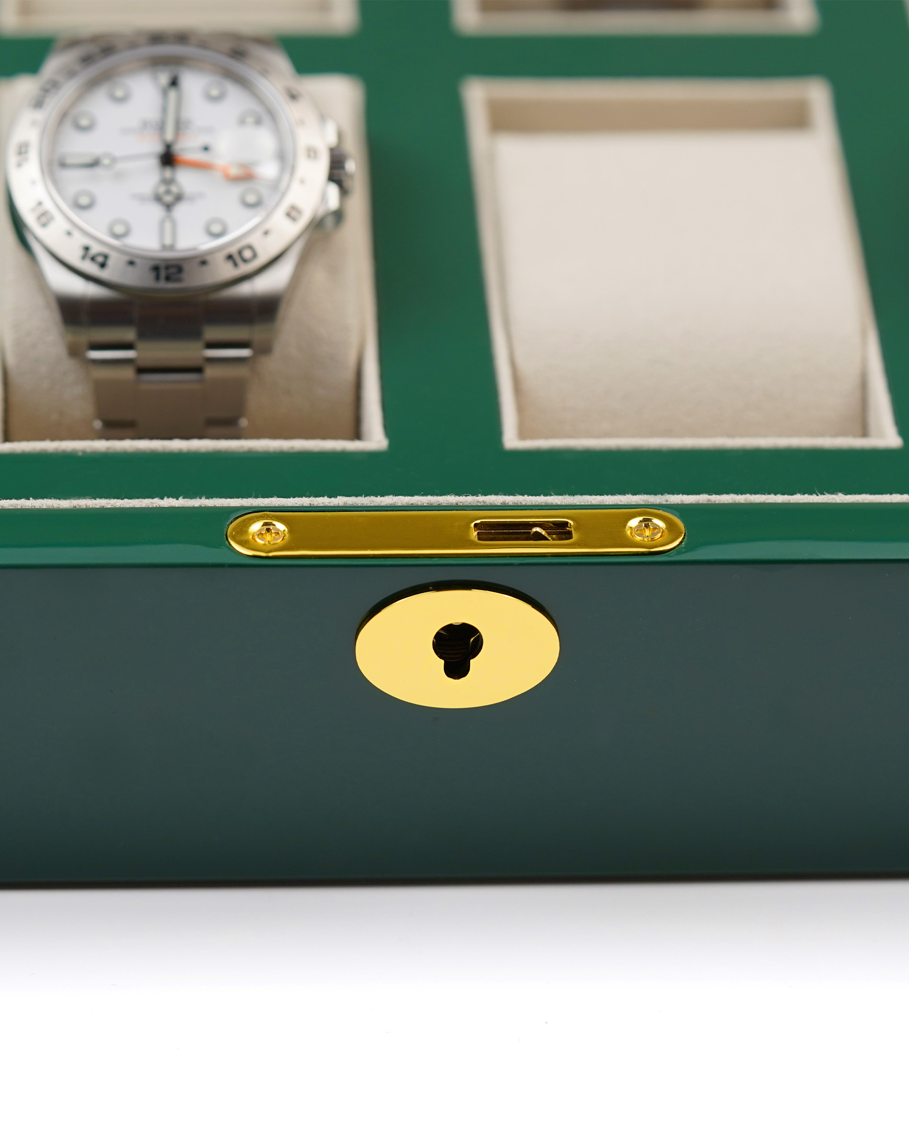 Clam 12 Watch Display Box