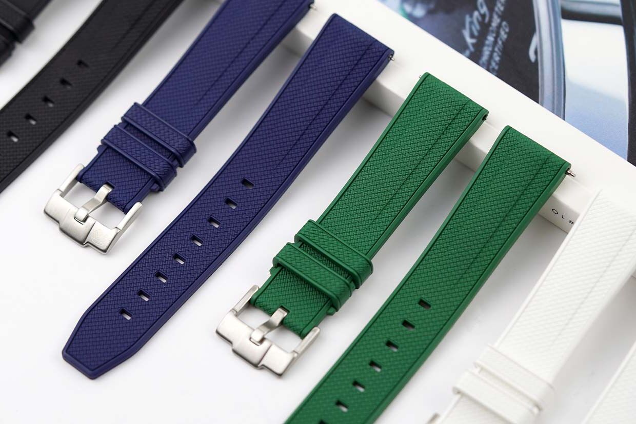 Universal watch straps