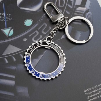 Clam® Bezel Bottle Opener & Keyring - Batman