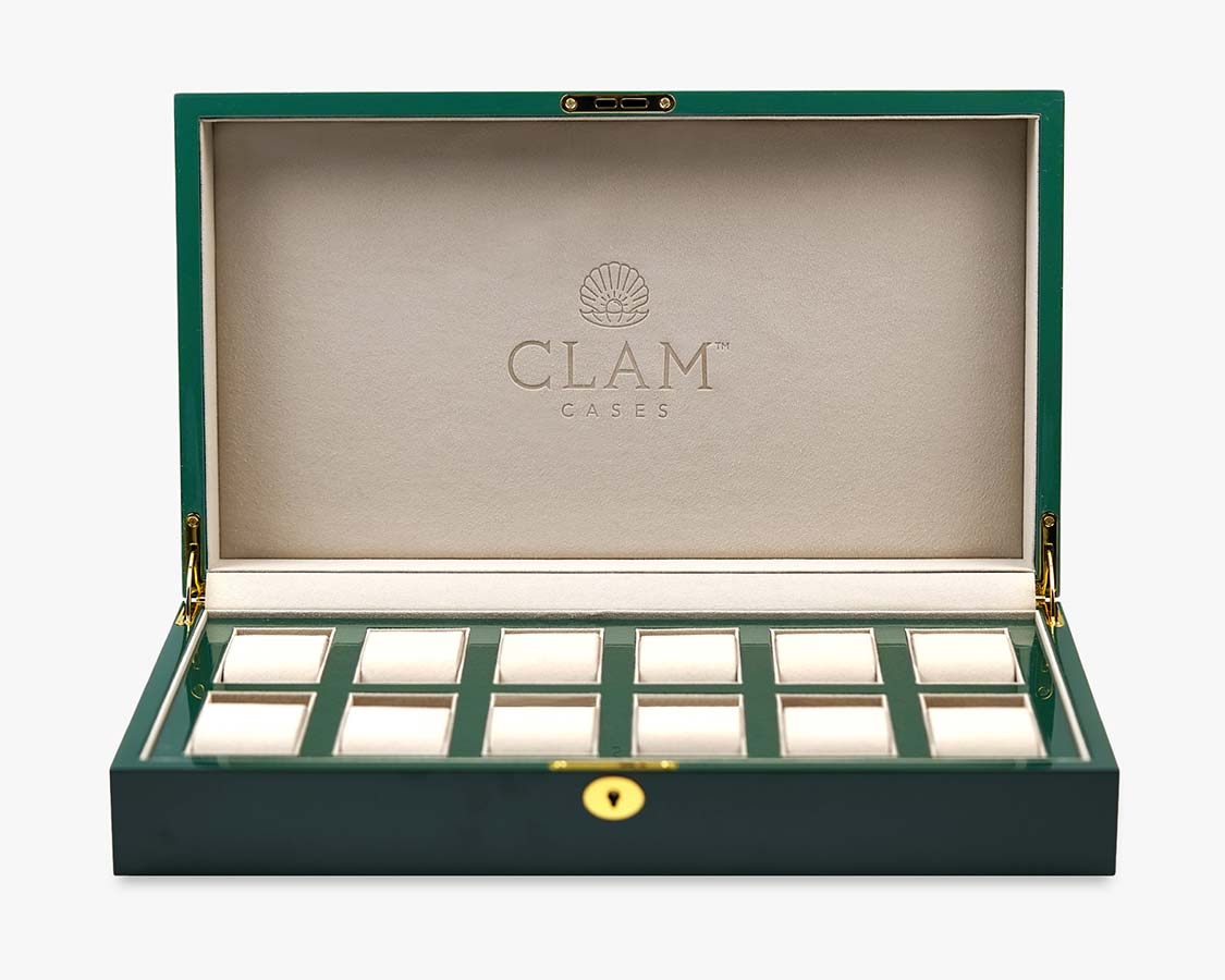 Clam 12 Watch Display Box